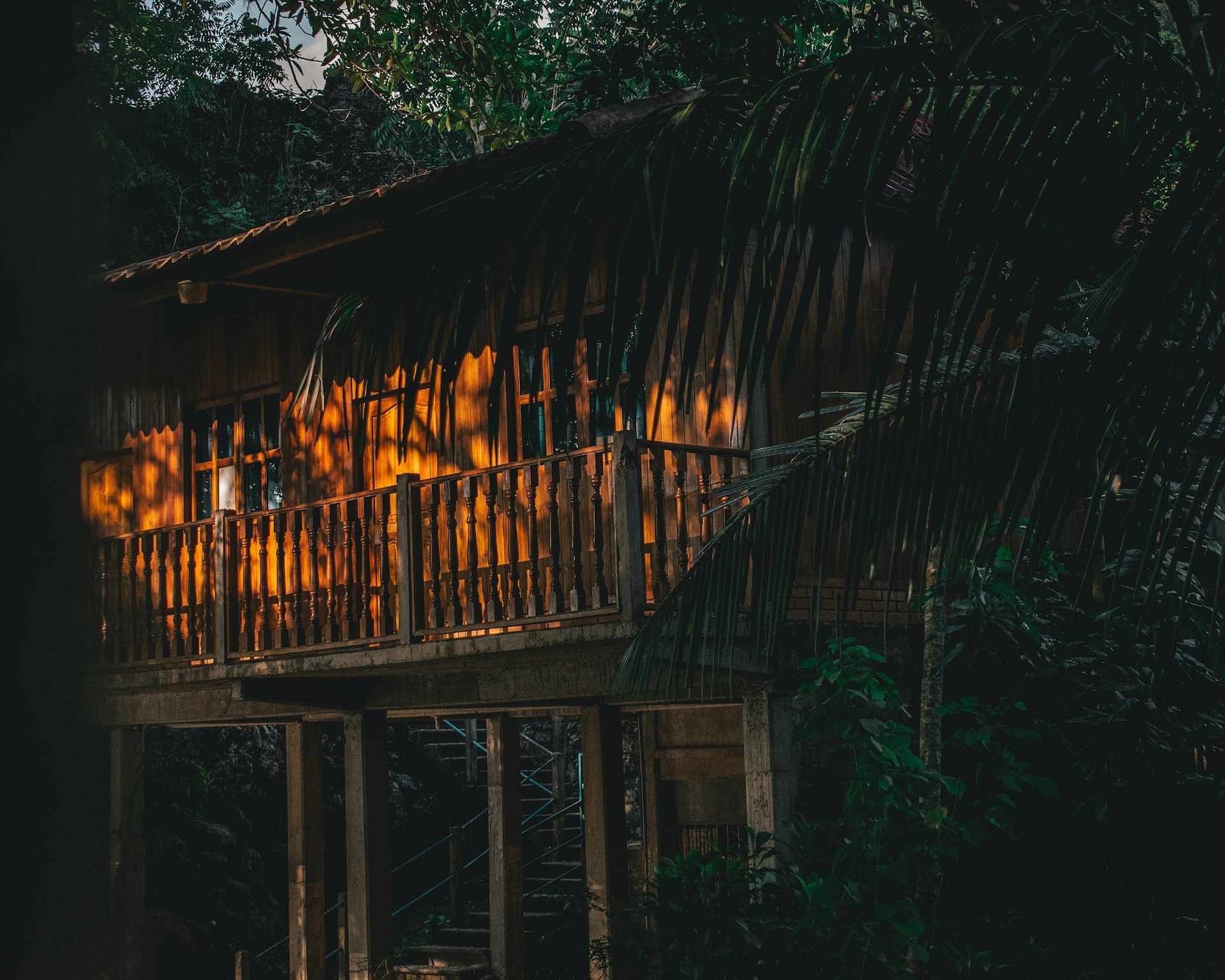 Explore Luxury Glamping Experiences in the World's Most Unique Locations