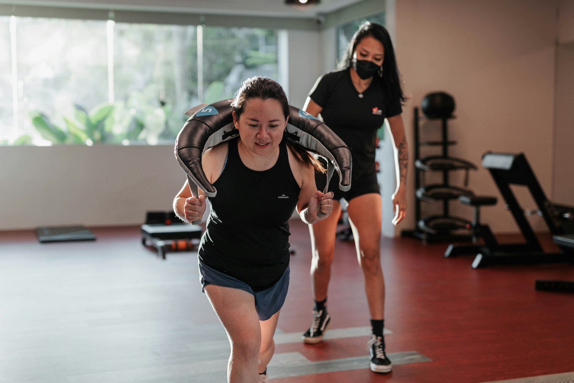 Transforming Training: The Measurable Impact of Wearable Fitness Trackers on Performance and Results