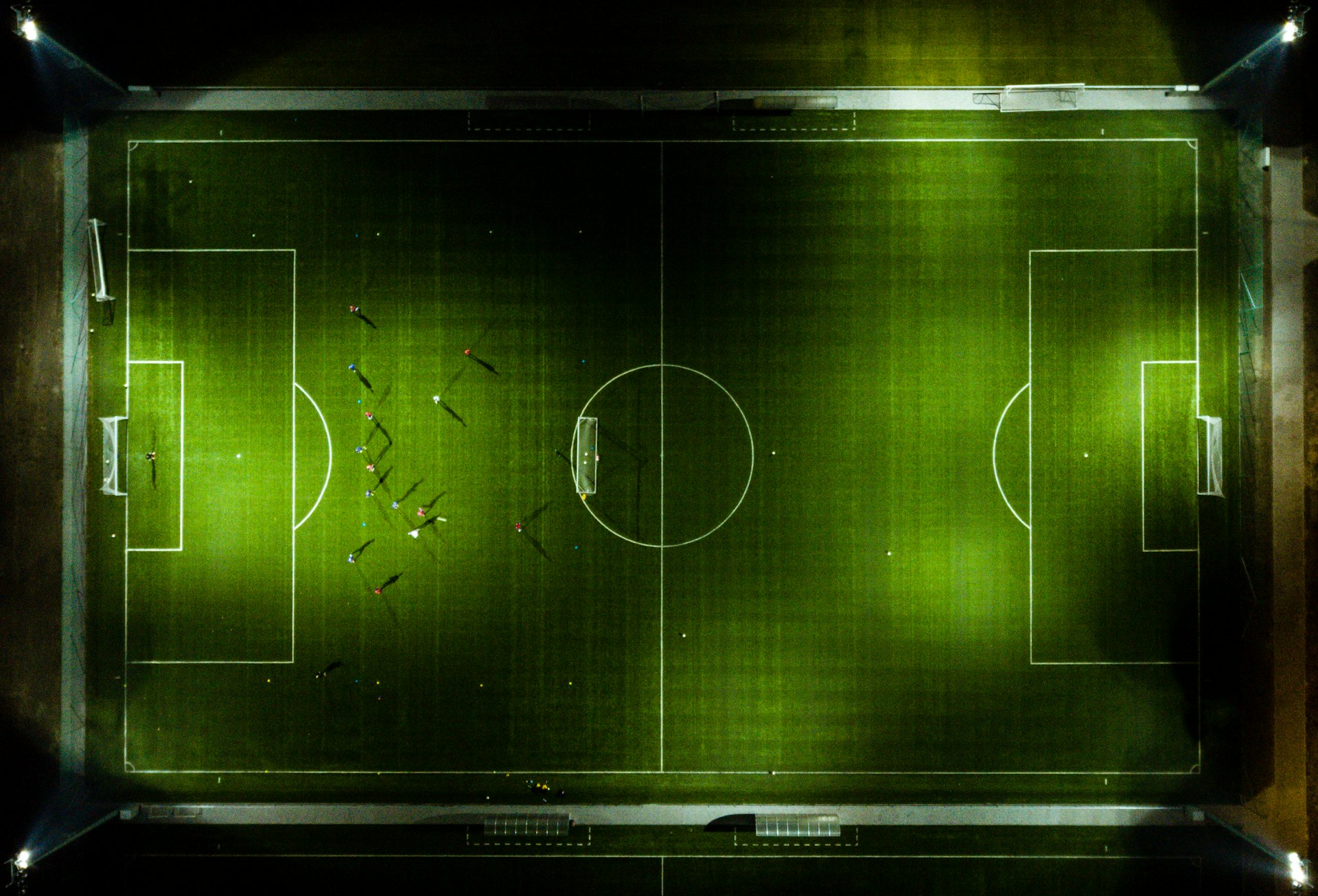 How Player Tracking Systems Transform Tactical Analysis in Modern Sports